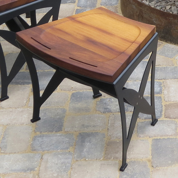 Hocker_600